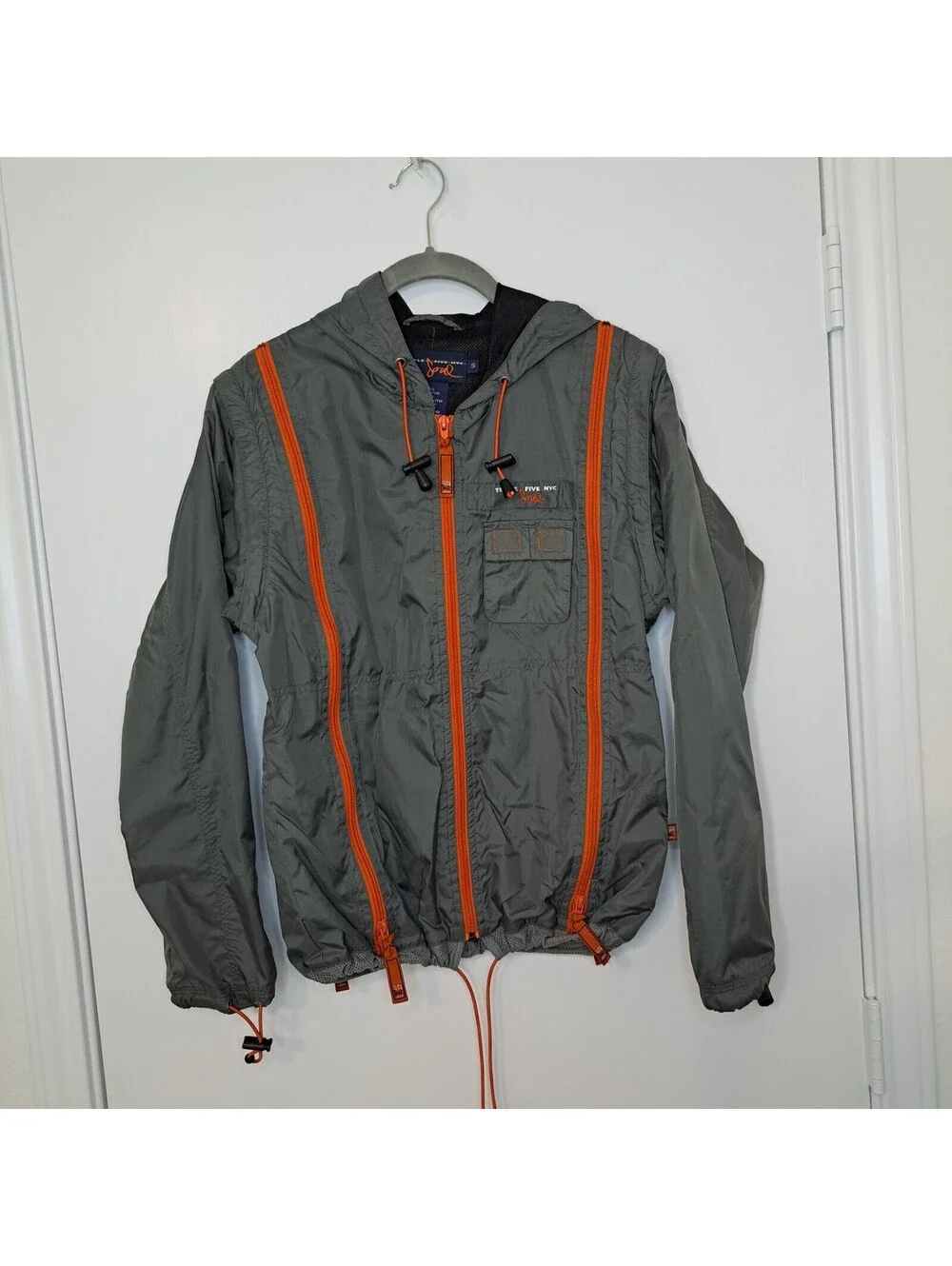VTG Triple 5 Soul Mens S Gray Orange Zip Windbreaker Jacket